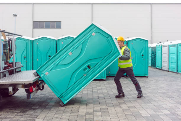 Best Affordable portable toilet rental  in Pembroke Pines, FL