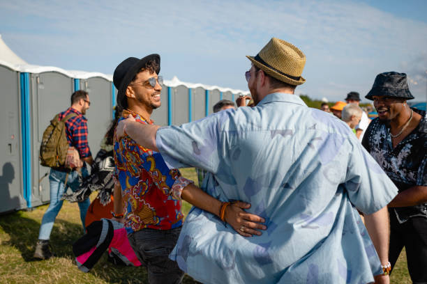 Best Porta potty rental near me  in Pembroke Pines, FL